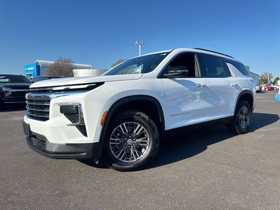 Used 2026 Chevrolet Traverse LT