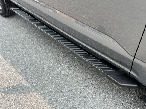 Used 2022 Ford F150 XLT w/ Equipment Group 302A High image 13