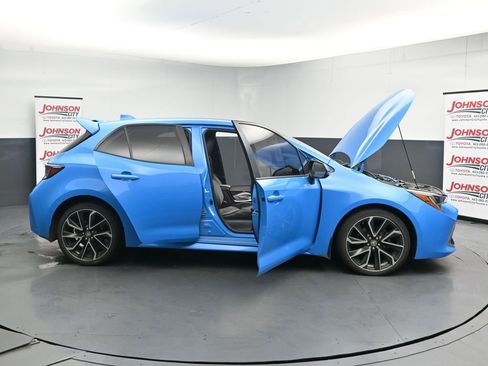 Used 2019 Toyota Corolla XSE FWD image 27