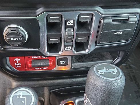 Used 2020 Jeep Wrangler Unlimited Rubicon image 33