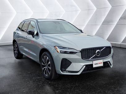 Used 2025 Volvo XC60 B5 Core w/ Climate Package