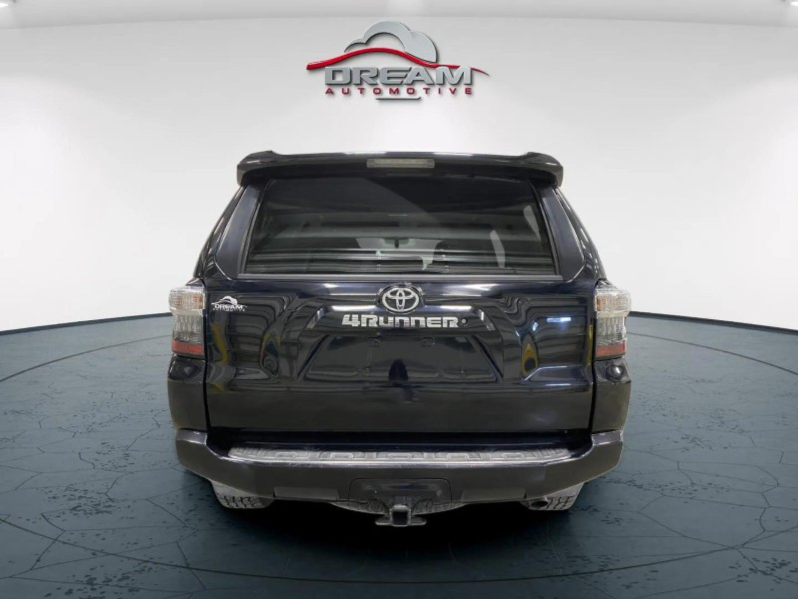 Used 2019 Toyota 4Runner SR5 AWD/4WD image 16