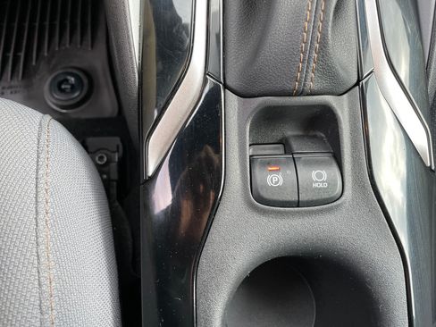 Certified 2022 Toyota Corolla SE FWD image 19