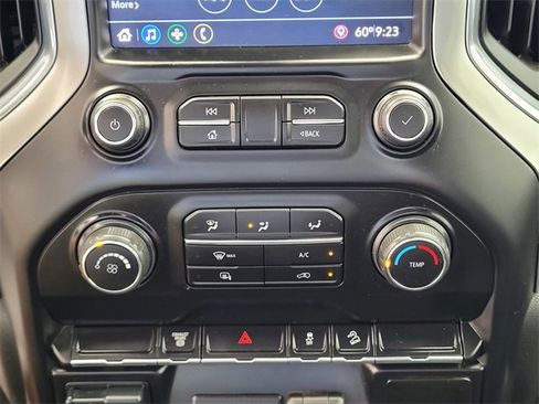 Used 2020 Chevrolet Silverado 2500 LT w/ Z71 Off-Road Package image 25