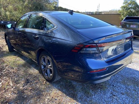 Used 2024 Honda Accord EX image 4