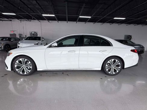Used 2025 Mercedes-Benz E 350 4MATIC Sedan w/ Winter Package image 3