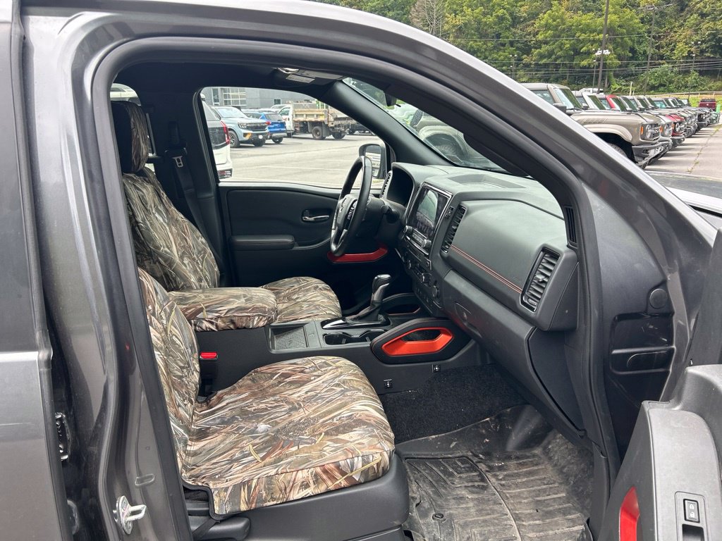 Used 2023 Nissan Frontier PRO-4X w/ Pro Convenience Package AWD/4WD image 12