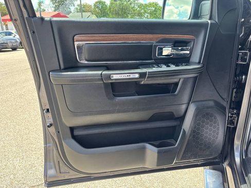 Used 2015 RAM 1500 Laramie w/ Convenience Group AWD/4WD image 14