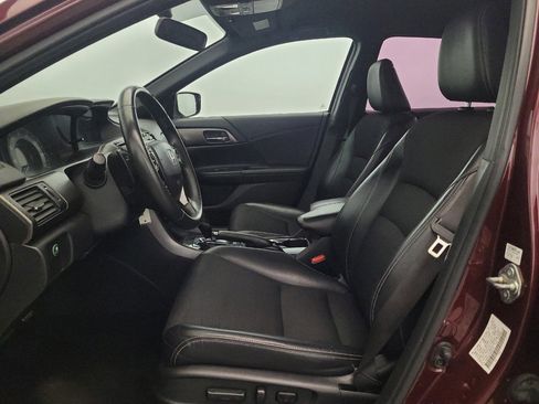 Used 2016 Honda Accord Sport image 17