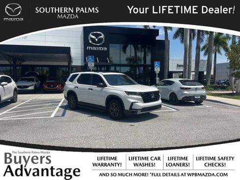 Used 2025 Honda Pilot TrailSport image 1