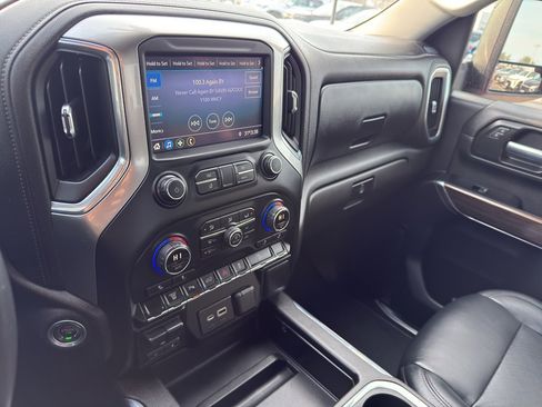 Used 2021 Chevrolet Silverado 2500 LT w/ Z71 Sport Edition image 23