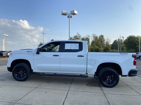 Used 2023 Chevrolet Silverado 1500 LT Trail Boss w/ Protection Package AWD/4WD image 7