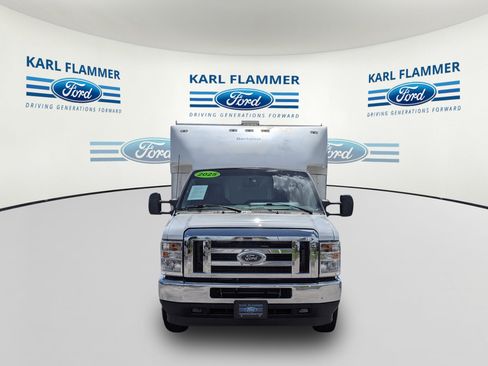 Certified 2025 Ford E-450 and Econoline 450 Super Duty w/ Power Equipment Group RWD image 2