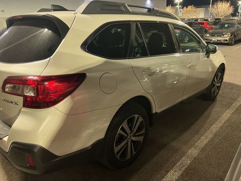 Used 2018 Subaru Outback 2.5i Limited image 8