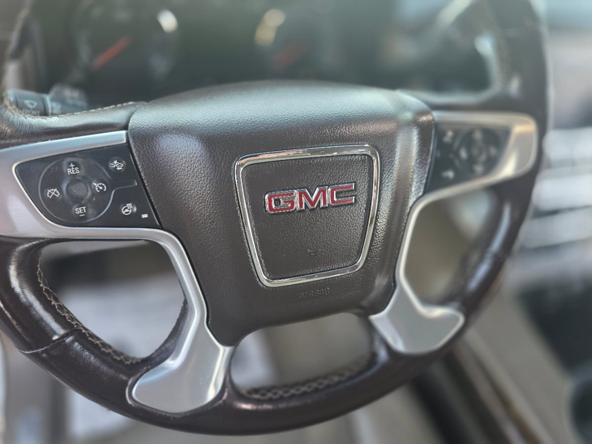 Used 2019 GMC Yukon XL SLT w/ Open Road Package AWD/4WD image 28