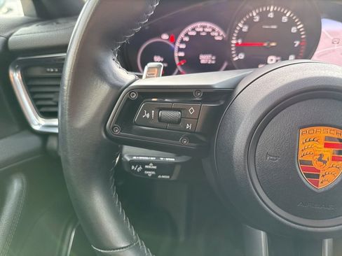 Used 2022 Porsche Panamera 4 Platinum Edition image 26
