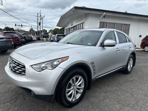 Used 2011 INFINITI FX35 AWD image 3