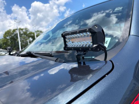 Certified 2019 Chevrolet Silverado 1500 LT w/ All-Star Edition AWD/4WD image 7