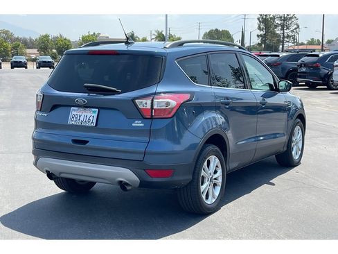 Used 2018 Ford Escape SE w/ SE Sync 3 Package FWD image 7