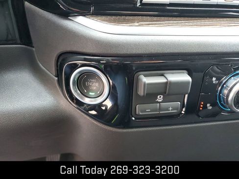 New 2026 GMC Sierra 1500 Elevation image 16