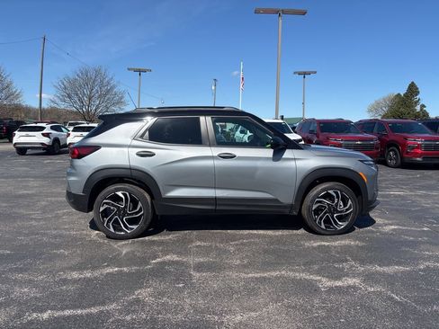 New 2026 Chevrolet TrailBlazer RS w/ Convenience Package AWD/4WD image 3