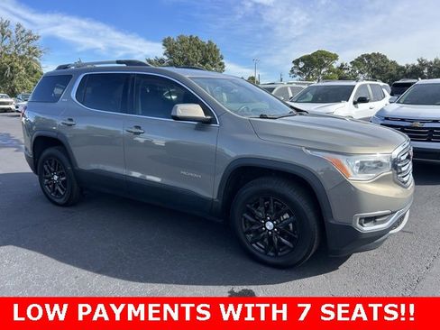 Used 2019 GMC Acadia SLT image 1
