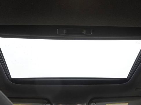 Used 2024 Toyota Corolla SE w/ SE Premium Package image 15