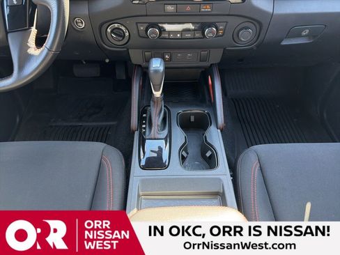 Used 2023 Nissan Frontier PRO-4X w/ Technology Package image 27