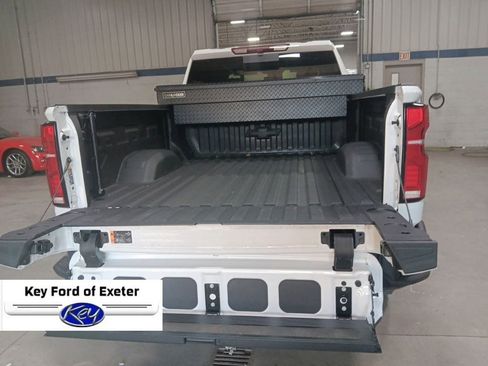 Used 2025 Chevrolet Silverado 2500 LT w/ Trail Boss Package image 17