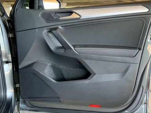 Certified 2023 Volkswagen Tiguan S image 21