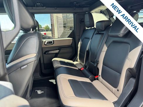 Used 2024 Ford Bronco Wildtrak AWD/4WD image 14
