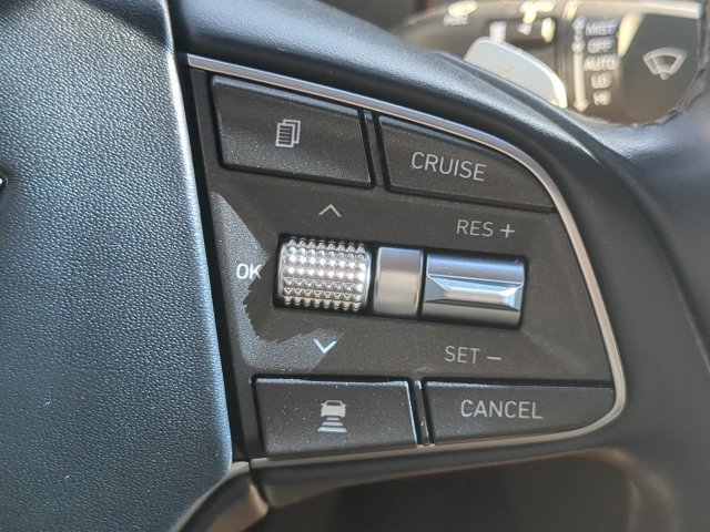 Used 2019 Genesis G90 3.3T Premium RWD image 25