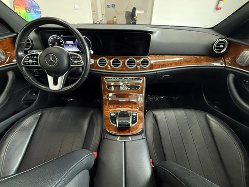 Used 2019 Mercedes-Benz E 450 4MATIC Wagon image 26