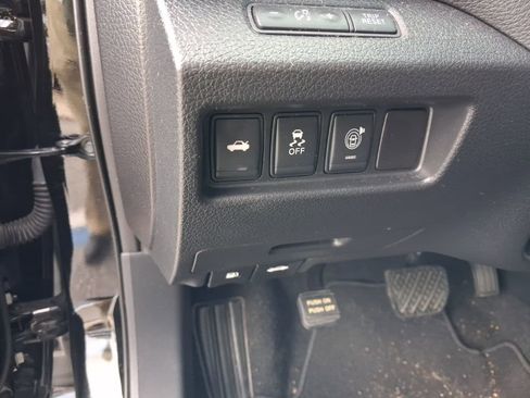 Used 2015 Nissan Altima 2.5 SV w/ Convenience Package image 23