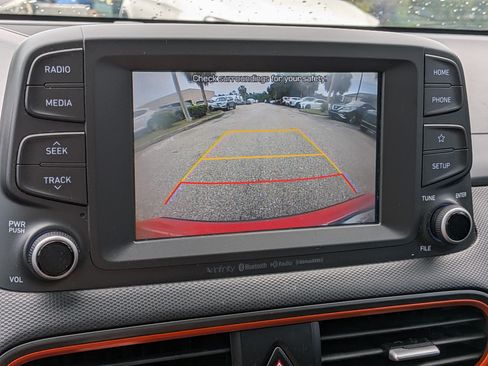 Used 2020 Hyundai Kona Limited w/ Cargo Package FWD image 32