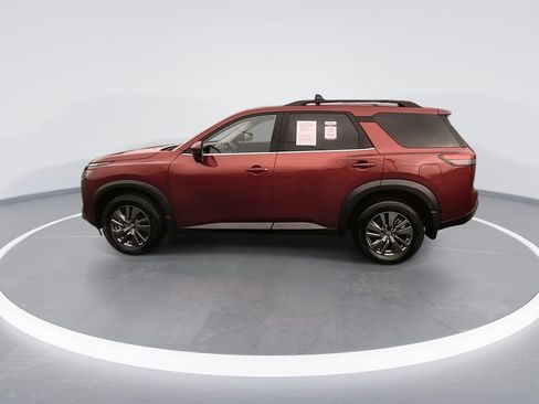 Used 2024 Nissan Pathfinder SV w/ Cargo Package image 5