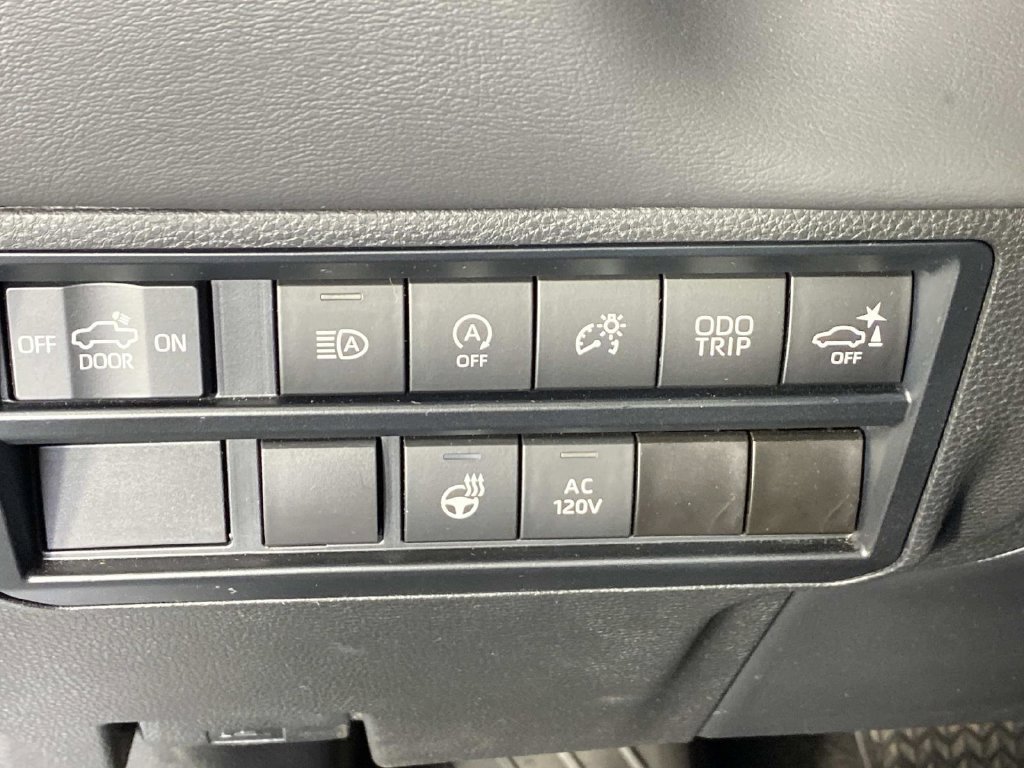 Used 2023 Toyota Tundra Platinum AWD/4WD image 14