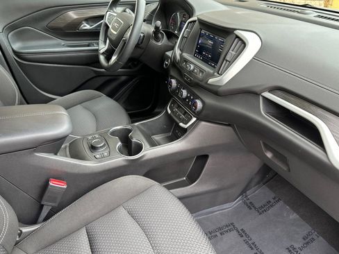 Certified 2023 GMC Terrain SLE w/ Driver Convenience Package image 17