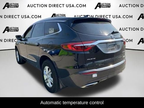 Used 2018 Buick Enclave Essence image 9