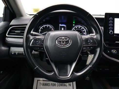 Used 2023 Toyota Camry SE FWD image 19
