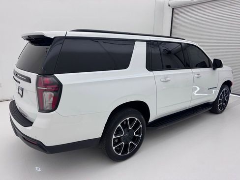 Certified 2024 Chevrolet Suburban RST w/ Luxury Package image 4