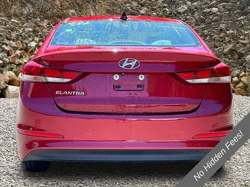 Used 2017 Hyundai Elantra SE w/ SE A/T Tech Package 03 FWD image 4
