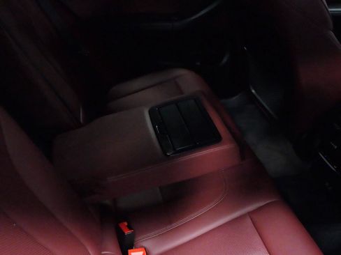 Used 2024 BMW X3 xDrive30i w/ Convenience Package image 11