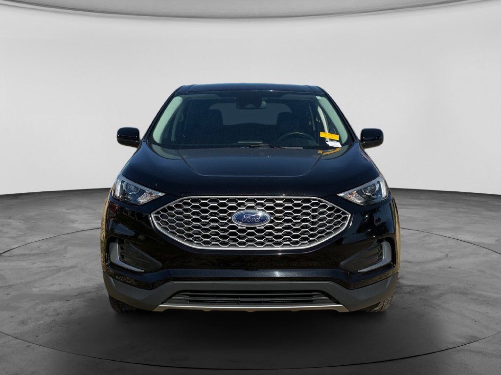 Used 2024 Ford Edge SEL AWD/4WD image 3