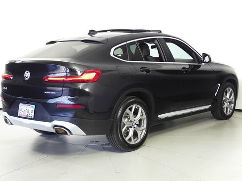 Used 2023 BMW X4 xDrive30i w/ Premium Package AWD/4WD image 7