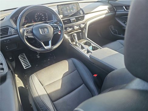 Used 2020 Honda Accord Sport image 10