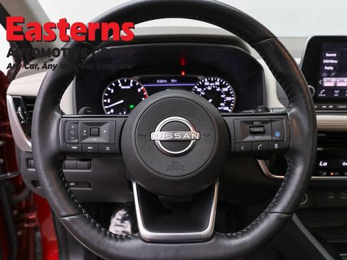 Used 2023 Nissan Rogue SV w/ SV Premium Package AWD/4WD image 10