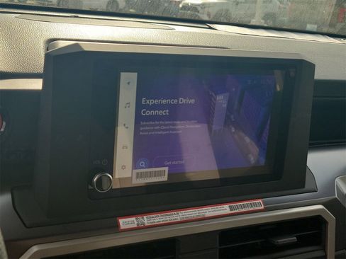 Used 2025 Toyota Tacoma TRD Off-Road image 25