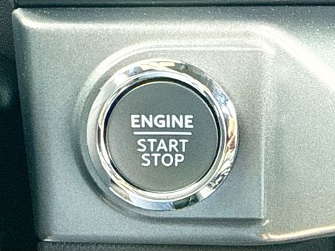 New 2025 Ford F150 XLT w/ Equipment Group 302A MID image 8