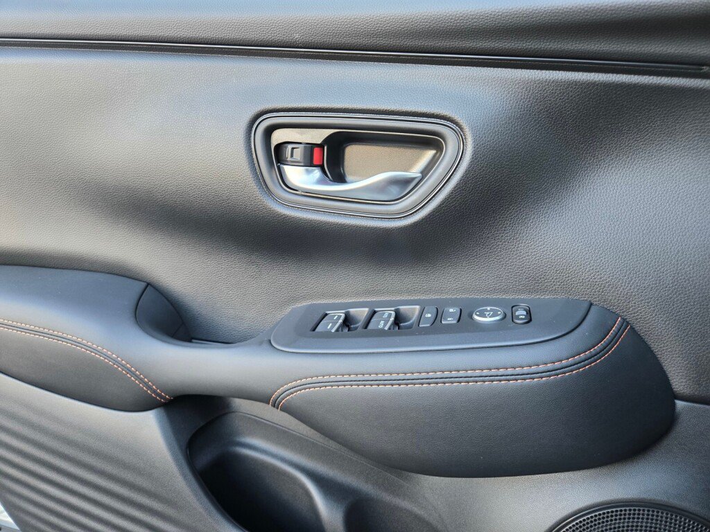 Certified 2027 Honda HR-V Sport image 22